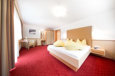 Frühstückspension Astoria - Familienzimmer