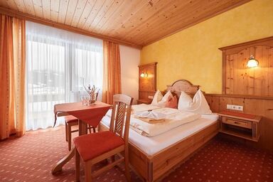 Hinteraigengut - Doppelzimmer (2-3 Personen) mit Dusche, WC