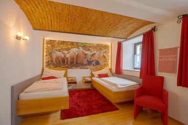 Erholung und Auszeit am Ziegenhof für Erwachsene - Ferienwohnung "Schweinchenwohnung"