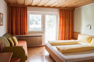 Arnika - Komfortzimmer Arnika mit Balkon