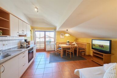Gästehaus Gruber - Typ D Ferienwohnung Waginger See 2.OG 50 qm bis 3 Personen, 1 Schlafzimmer, Balkon
