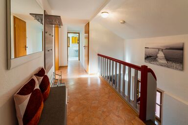 Haus Huberin inkl. Chiemgaukarte - Ferienwohnung 63qm, Balkon, Wohnküche, 2 Schlafzimmer, max 4 Personen