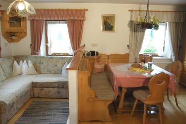 Barmbichlhof - Ortsblick, 44m², 1 Schlafzimmer,  separate Küche, Dusche/WC, Sat-TV, Balkon