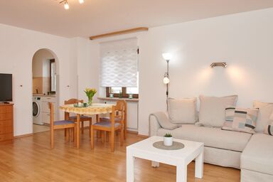 Ferienwohnung Reckzeh - Ferienwohnung Reckzeh 63 qm mit Terrasse und separatem Schlafzimmer