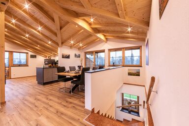 Haus Unterstöberl - Ferienwohnung Alpenblick 120qm, 2- 6 Personen, 2 Schlafzimmer, Bad/WC, zus. WC, Balkon