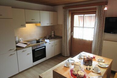 Gästehaus Schörgenhofer - Ferienwohnung am See 1