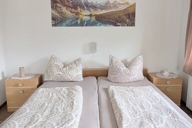 Haus Heinzen - Doppelzimmer 1 - Hochkalter mit Balkon