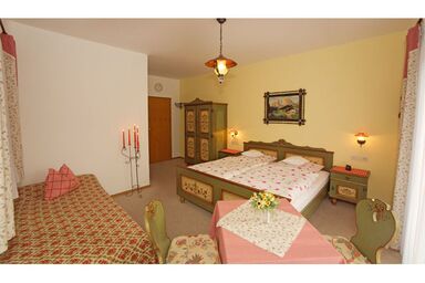 Komfort-& Wellnesspension Rehwinkel - Doppelzimmer Nr. 2 Terrasse / Südlage