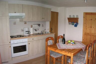 Gästehaus Moser - FeWo 2, 60 qm mit Wohnzimmer