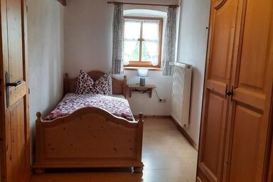 Ferienhof Aiginger - Ferienwohnung 2 (57qm) mit Freisitz und Wohnküche