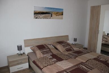 Gästehaus Neumarkt - Komplettes Ferienhaus (90qm) für 8 Personen mit vollausgestatteter Küche und 4 Schlafzimme