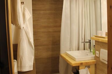 Ferienwohnungen Baur - Ferienwohnung Bachrauschen (65qm) für 4 Personen mit Terrasse