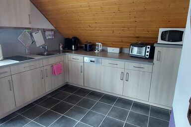 Ferienwohnung PIA - Ferienwohnung mit Balkon in Seenähe