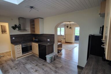 Geräumige Wohnung mit zwei Schlafzimmern und Balkon - Geräumige Wohnung mit zwei Schlafzimmern und Balkon .1