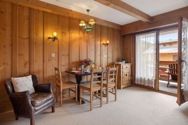 Square Poste 341 - Square Poste 341 .2