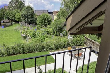 Henry's 202 - Henry's 202 .2