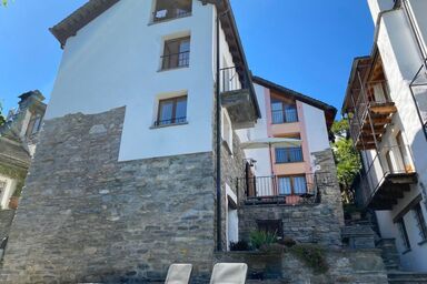 Tausend Steine Haus - Tausend Steine Haus .1