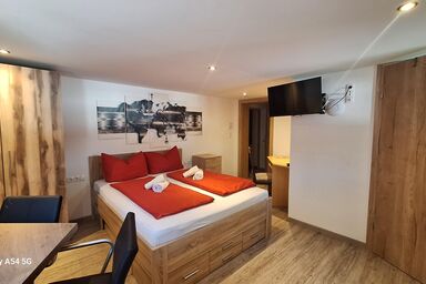 Garni Flori - Studio