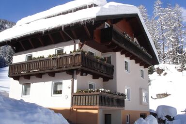 Haus GANZER - Doppelzimmer mit DU, WC, Sat TV & Balkon
