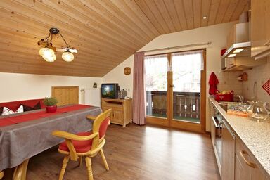 Gästehaus Alpina - Ferienwohnung Großenast