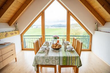 Marga's Ferienwohnung - Appartement/Fewo, Dusche, WC, 2 Schlafräume