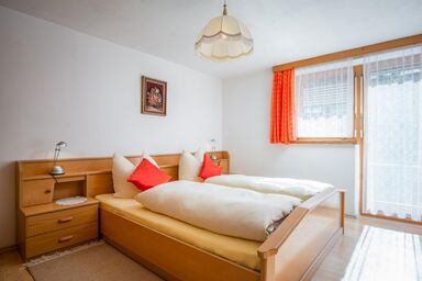 Haus GASSER Maria - Doppelzimmer mit Dusche, WC