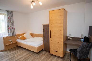 Gasthof-Pension Waldfriede - Einzelzimmer, Dusche, WC, Erdgeschoß/Parterre