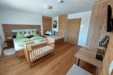 Seyerlehnerhof - Familienzimmer Glasenberg mit Frühstück