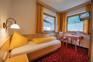 Landhaus Hofer - Einzelzimmer, Dusche/WC