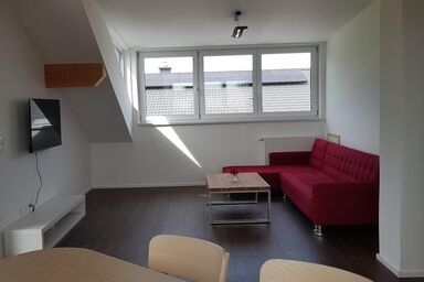 Romila, Ferienwohnung - Ferienwohnung, 2 Schlafzimmer, Bad + Dusche/WC