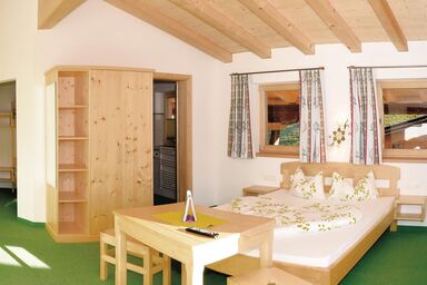 Hinteraltensberg ***Hotel Biobauernhof - Familienzimmer Feldalphorn