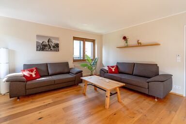 Gipfelblick - Ferienwohnung mit Bergblick, Parkplatz und Balkon