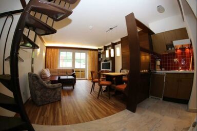 Landgasthof Schuster - Rot - Flüh B mit Wendeltreppe