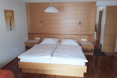 Greber Christine - Frühstückspension Fernblick - Doppelzimmer neu (Typ A)  Z-NR. 4